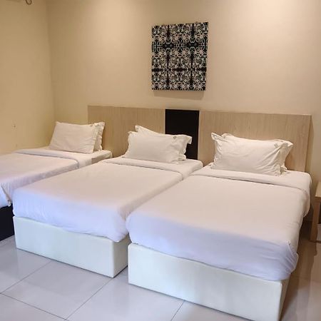 The Firefly Resort Semporna Buitenkant foto