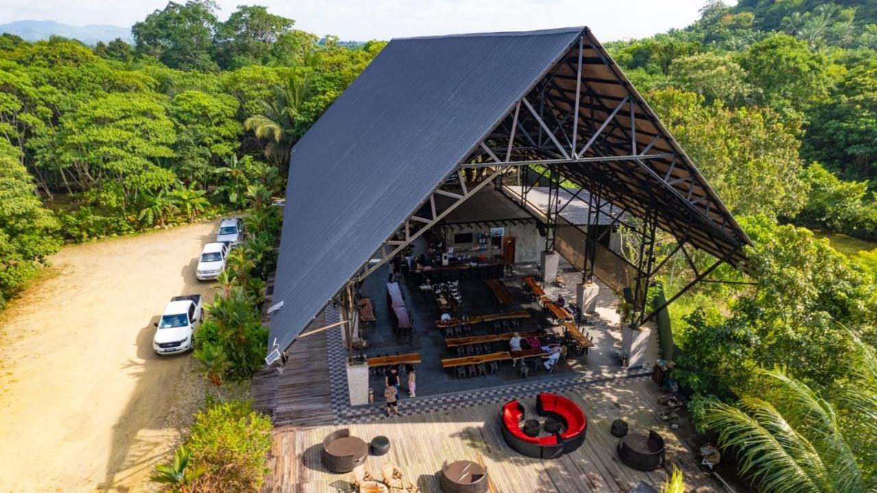 The Firefly Resort Semporna Buitenkant foto